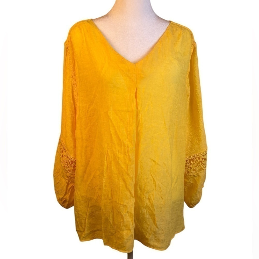 Zac & Rachel Woman top 2X Yellow Crepe Top 3/4 length Crochet Trim Sleeve